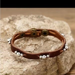 1pc Vintage Beads Charm Leather Bracelet Four Button Leather Bracelet